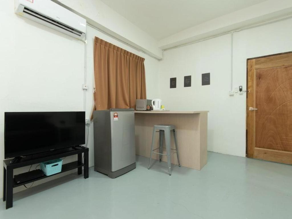 Oyo 43993 Madsuite Κότα Κιναμπαλού Εξωτερικό φωτογραφία