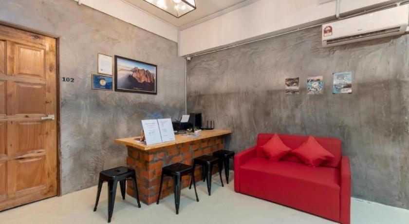 Oyo 43993 Madsuite Κότα Κιναμπαλού Εξωτερικό φωτογραφία