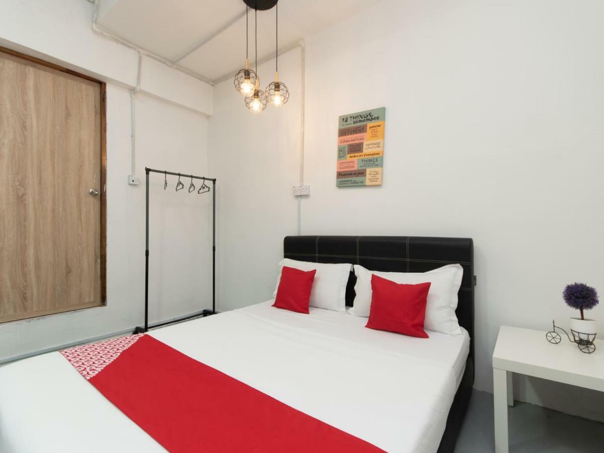 Oyo 43993 Madsuite Κότα Κιναμπαλού Εξωτερικό φωτογραφία